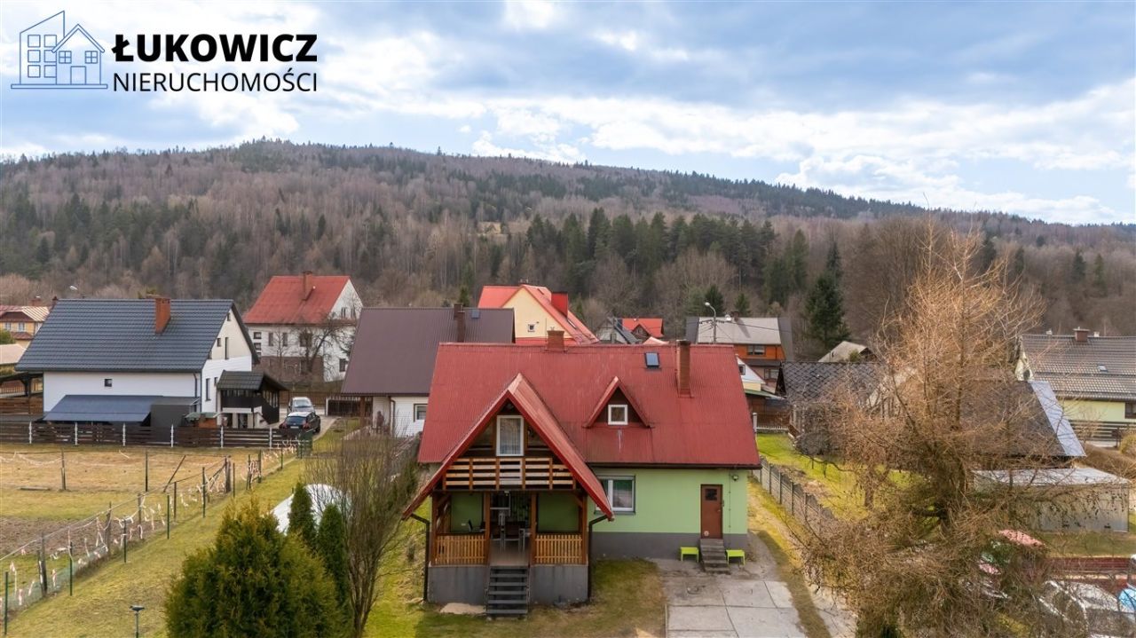 dom wolnostojący, 6 pokoi Ujsoły. Zdjęcie 37