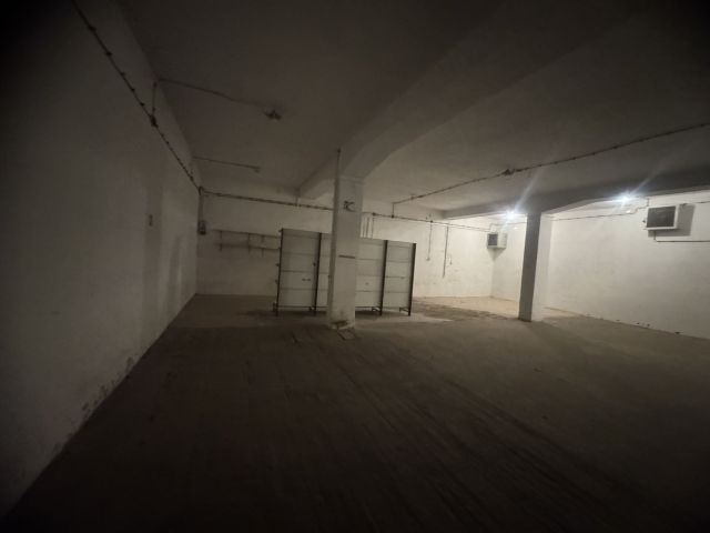 Hala/magazyn Warszawa Kamionek. Zdjęcie 7