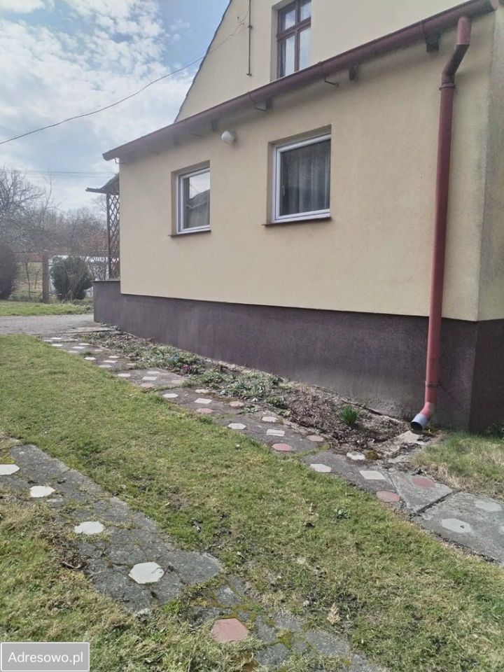 dom wolnostojący, 3 pokoje Pierstnica. Zdjęcie 2