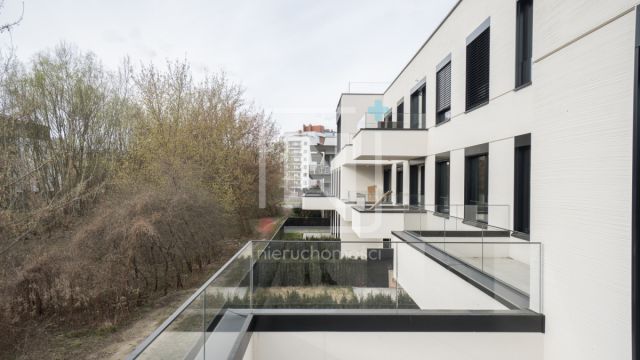 Mieszkanie 4-pokojowe Warszawa Mokotów, ul. Bluszczańska. Zdjęcie 1