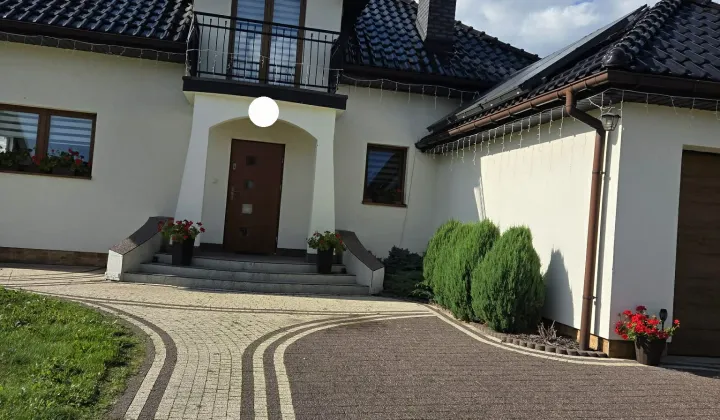 dom wolnostojący, 5 pokoi Tychy Jaroszowice, ul. Samochodowa