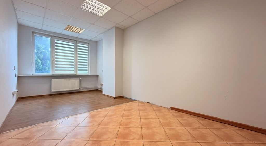 Biuro Rzeszów Staroniwa, ul. Tadeusza Boya-Żeleńskiego. Zdjęcie 3