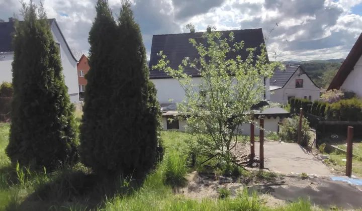 dom wolnostojący, 5 pokoi Wałbrzych Podgórze, ul. Juliana Fałata