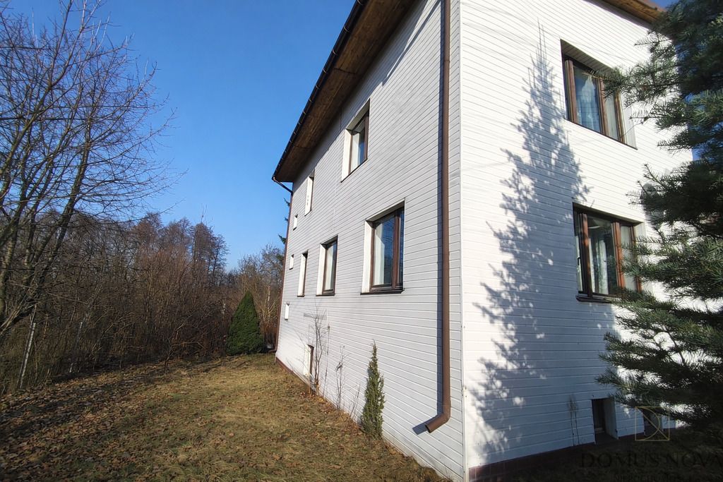 dom wolnostojący, 4 pokoje Stoczek Łukowski, ul. Kościelna. Zdjęcie 2