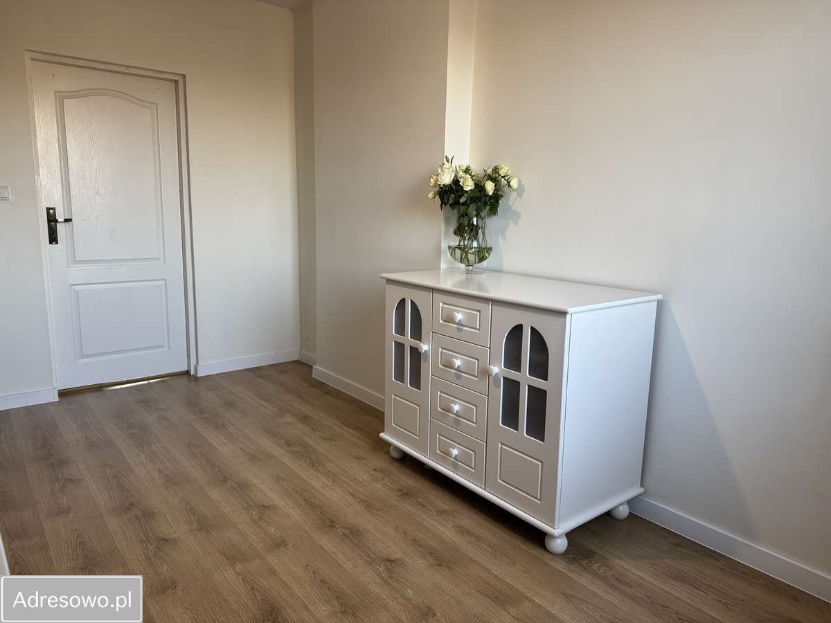 Mieszkanie 4-pokojowe Żary. Zdjęcie 12