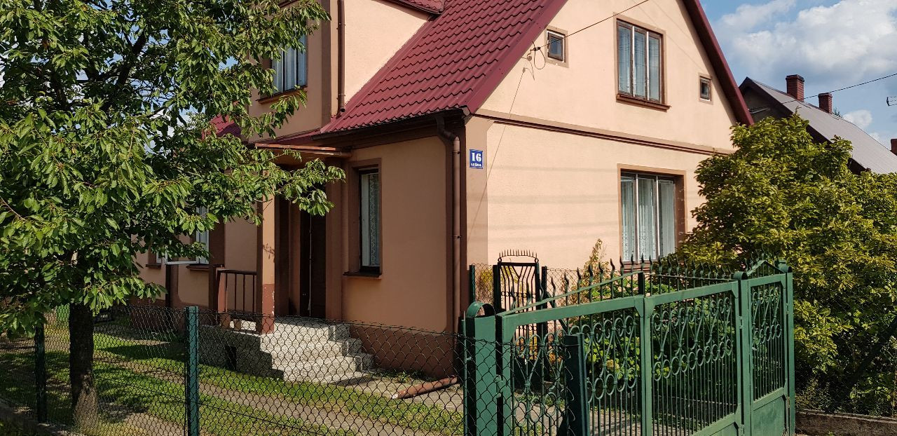 dom wolnostojący, 5 pokoi Hajnówka, ul. Leśna