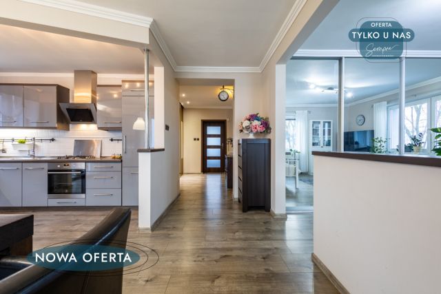 dom wolnostojący, 7 pokoi Łódź Marysin, ul. Kryzysowa. Zdjęcie 2