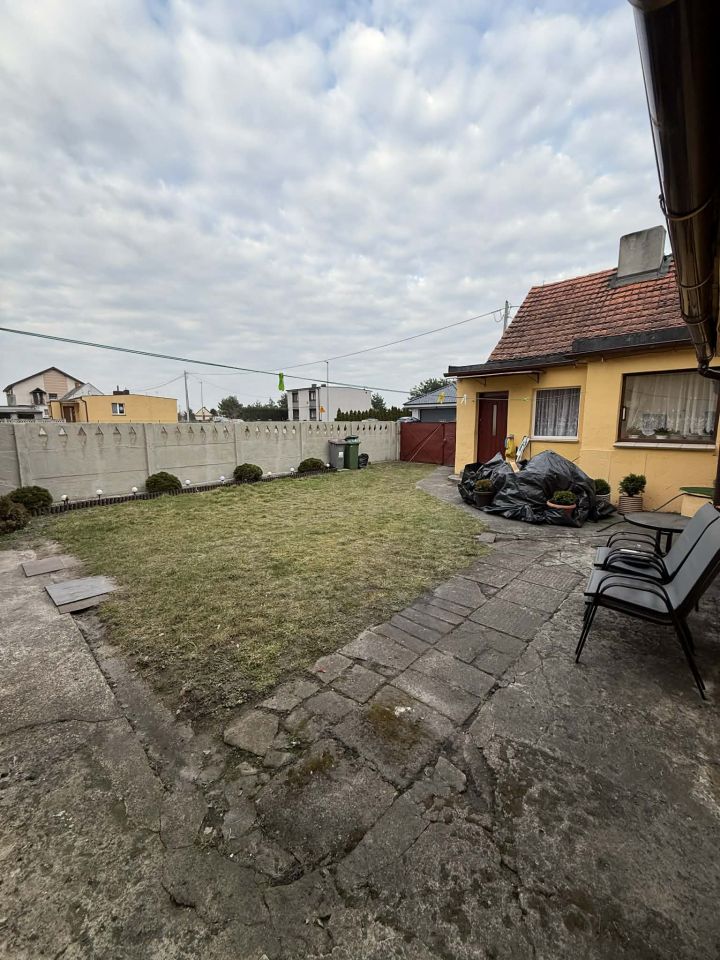 dom wolnostojący, 3 pokoje Cielcza, ul. Leśna. Zdjęcie 2