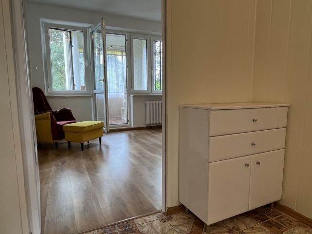 Mieszkanie 3-pokojowe Warszawa Ursynów, ul. Edwarda Warchałowskiego. Zdjęcie 2