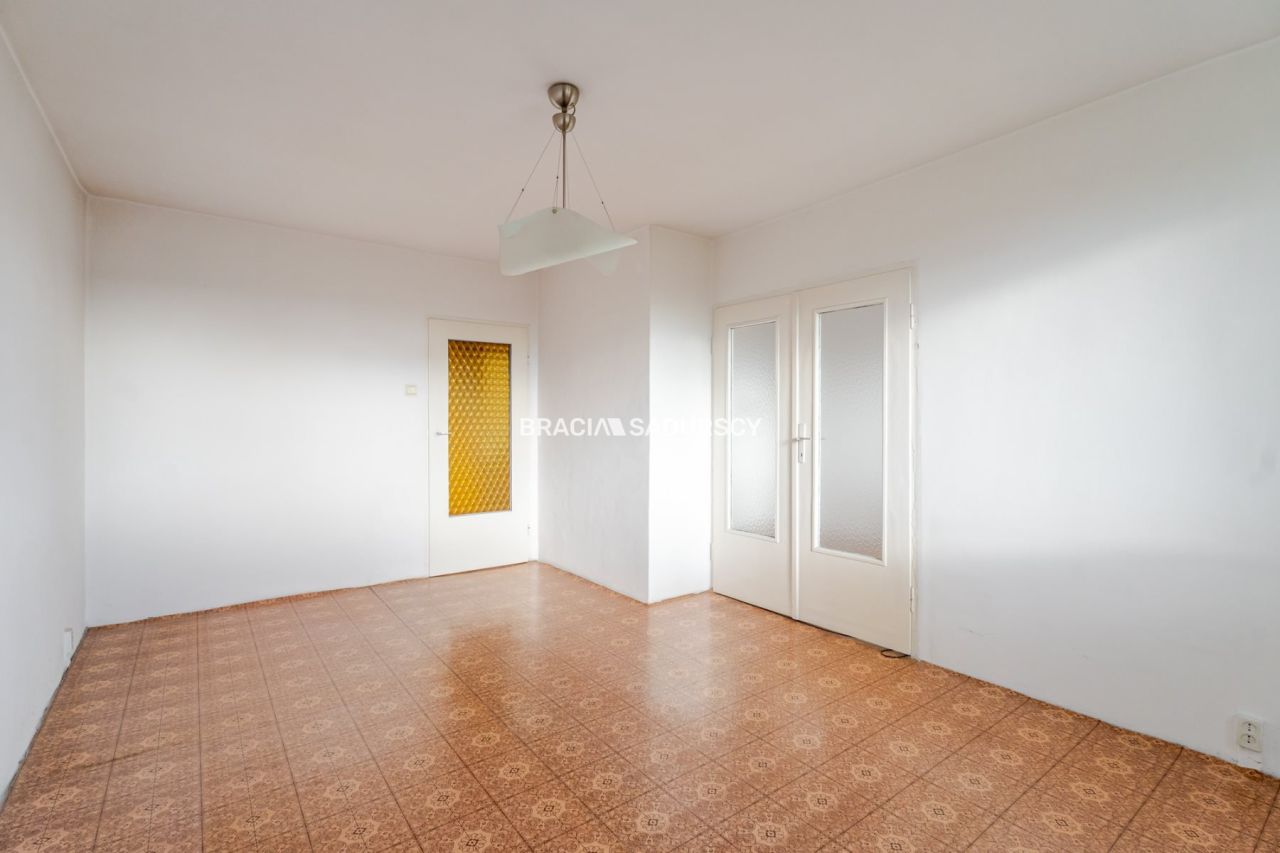 Mieszkanie 3-pokojowe Kraków, ul. Gołaśka. Zdjęcie 2