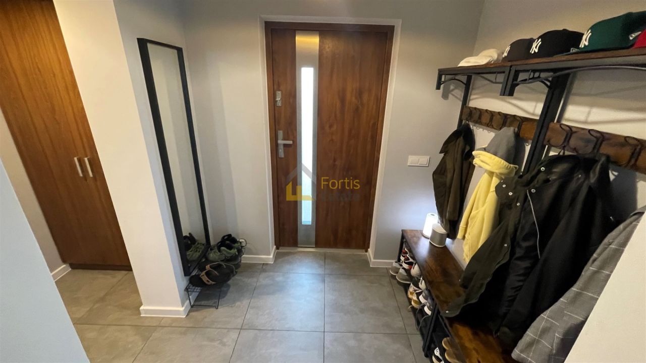 dom wolnostojący, 5 pokoi Kłaj. Zdjęcie 16