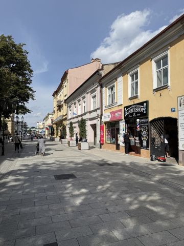 Mieszkanie 3-pokojowe Rzeszów, ul. Grunwaldzka. Zdjęcie 1