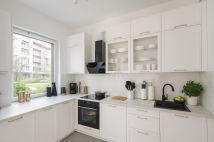 Mieszkanie 2-pokojowe Warszawa Ursus, ul. Edwarda Habicha. Zdjęcie 1