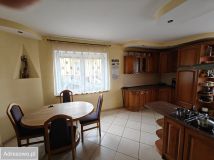 dom wolnostojący, 8 pokoi Mrągowo, ul. Gołębia. Zdjęcie 2