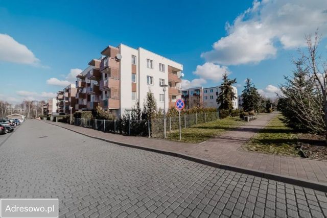 Mieszkanie 3-pokojowe Katowice Kostuchna, ul. Bażantów. Zdjęcie 1