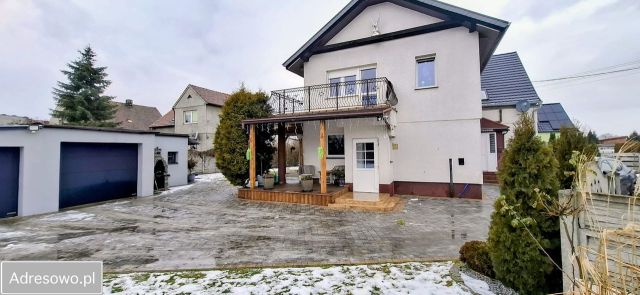 dom wolnostojący, 6 pokoi Szprotawa, ul. Jarosława Dąbrowskiego. Zdjęcie 1