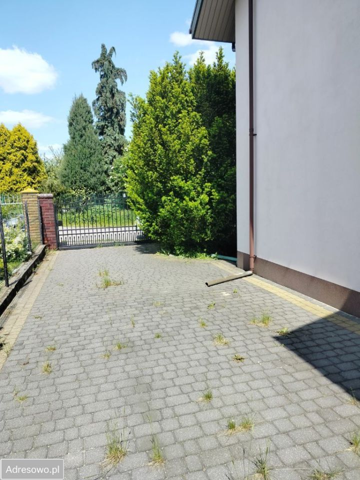 dom wolnostojący, 7 pokoi Piotrków Trybunalski, ul. Tadeusza Nowakowskiego. Zdjęcie 5