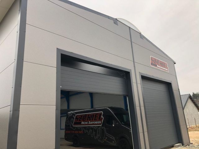 Hala/magazyn Młodzikówko. Zdjęcie 1