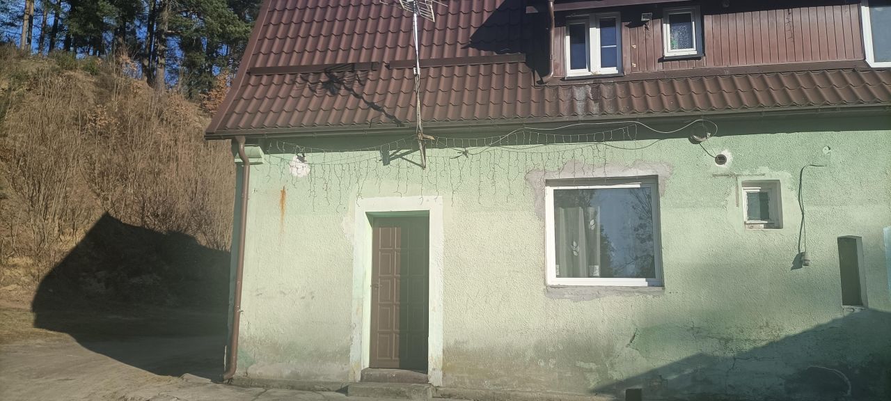 Mieszkanie 3-pokojowe Męciny, Brak. Zdjęcie 1