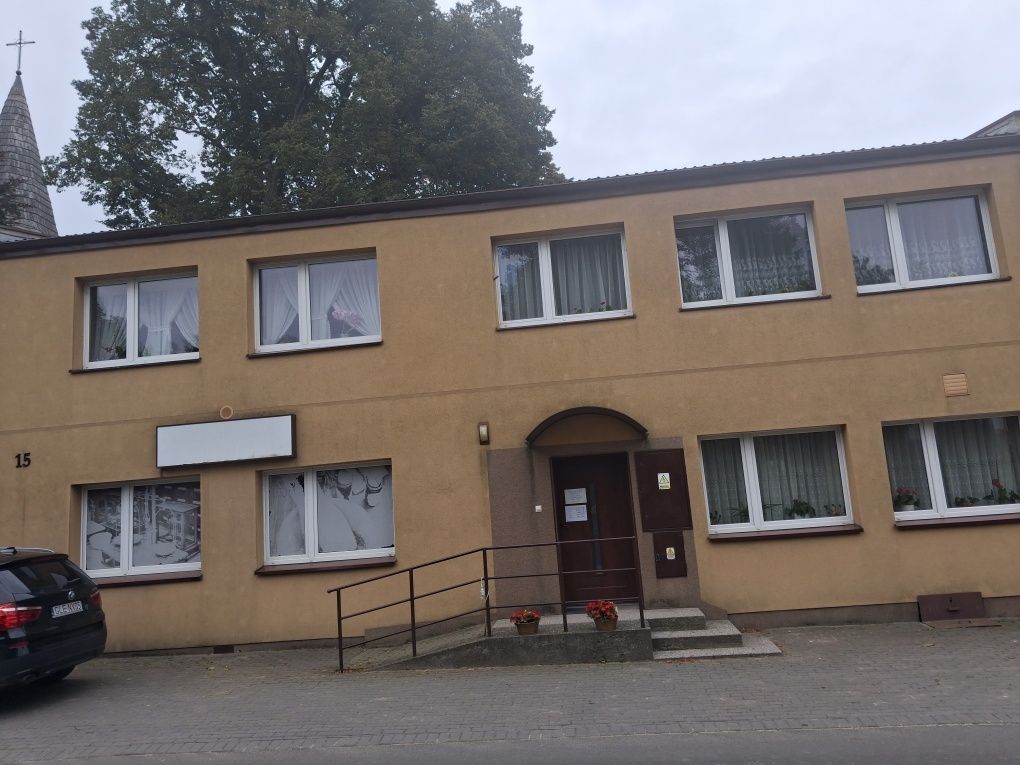 Poslovni prostor, 400 m²