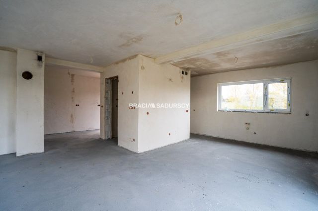 bliźniak, 6 pokoi Koźmice Wielkie. Zdjęcie 6