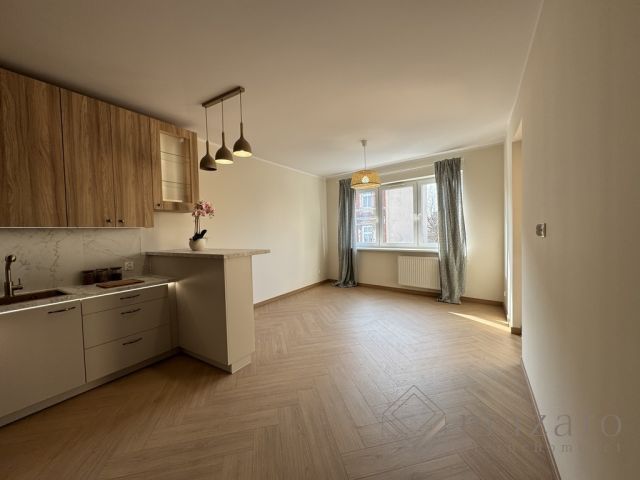 Mieszkanie 3-pokojowe Bydgoszcz Śródmieście. Zdjęcie 5