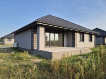 dom wolnostojący Ojrzanowo. Zdjęcie 1