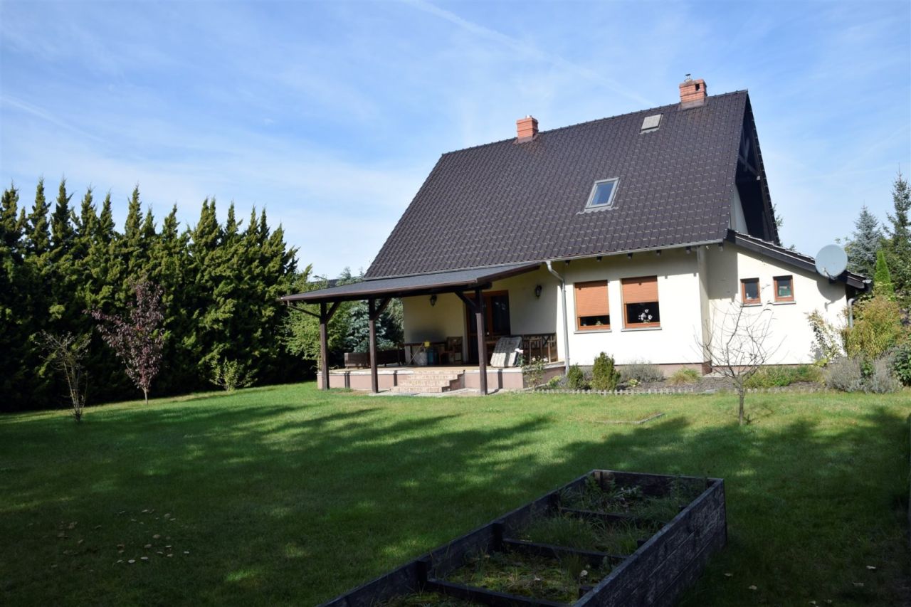 dom wolnostojący, 4 pokoje Lubochnia. Zdjęcie 4