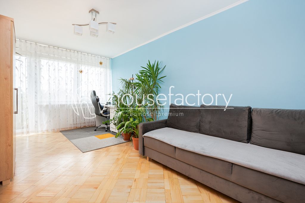 Mieszkanie 4-pokojowe Łódź Żubardź, ul. Wielkopolska. Zdjęcie 1