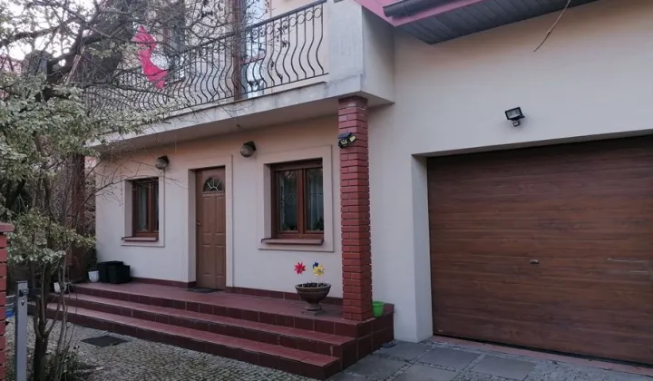 dom wolnostojący, 5 pokoi Dziekanów Leśny, ul. Dobrej Wróżki