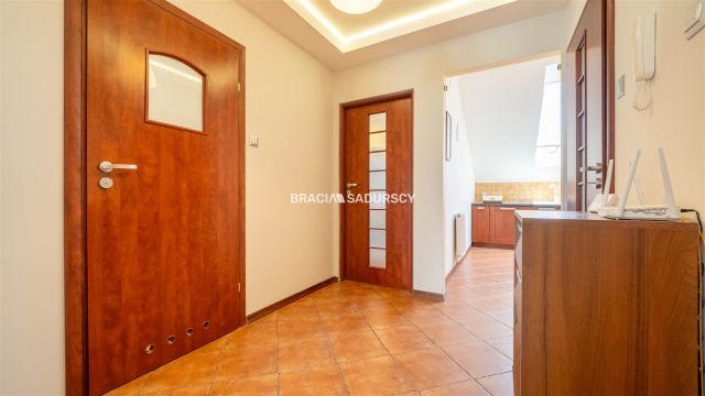 Mieszkanie 3-pokojowe Kraków Kosocice, ul. Romana Żelazowskiego. Zdjęcie 18