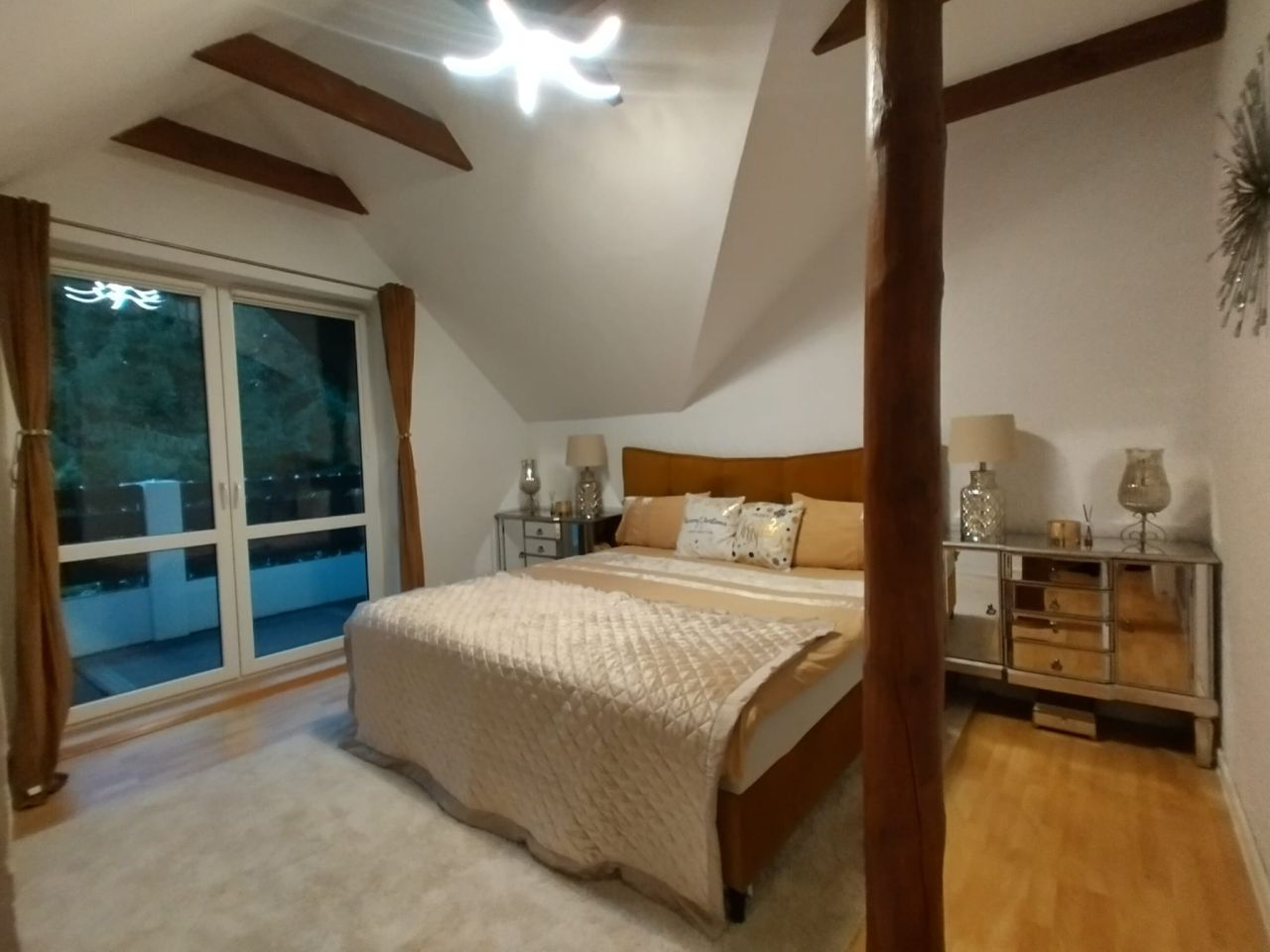 dom wolnostojący, 5 pokoi Barycz Stara. Zdjęcie 17