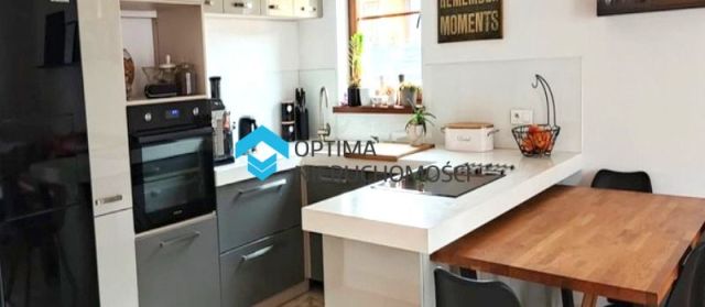 Mieszkanie 4-pokojowe Jelenia Góra Cieplice Śląskie-Zdrój. Zdjęcie 2