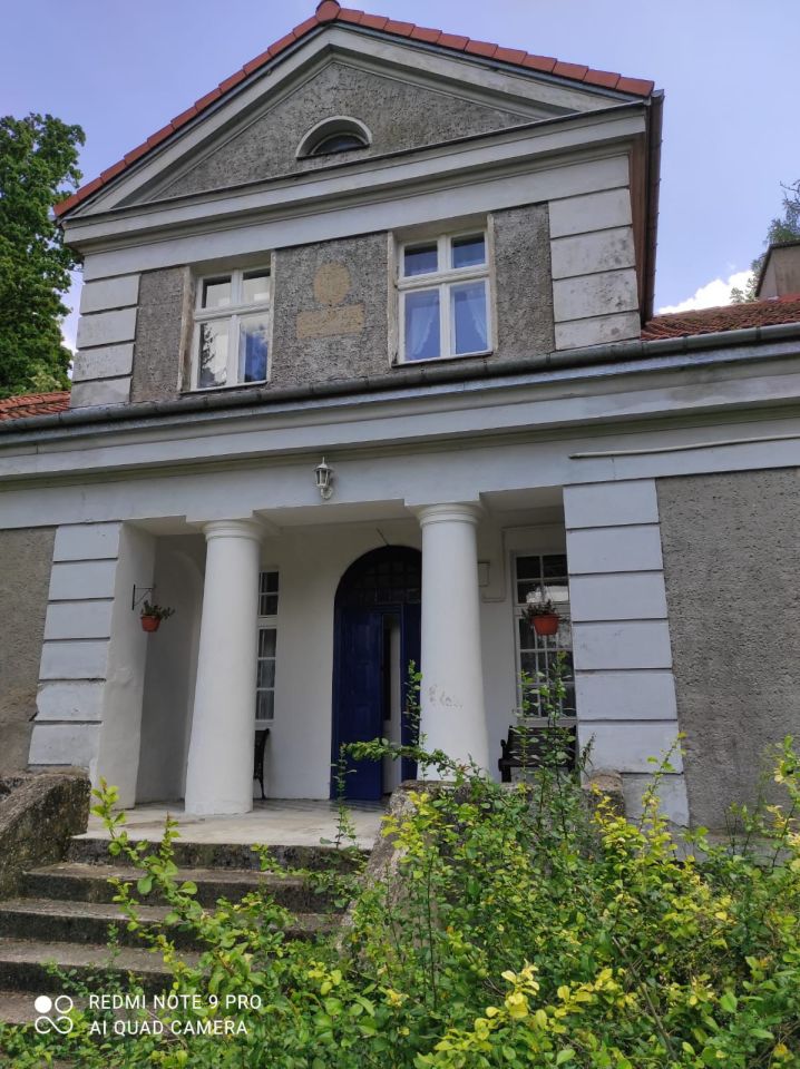 dworek, 8 pokoi Ujazdówek, Brak. Zdjęcie 3