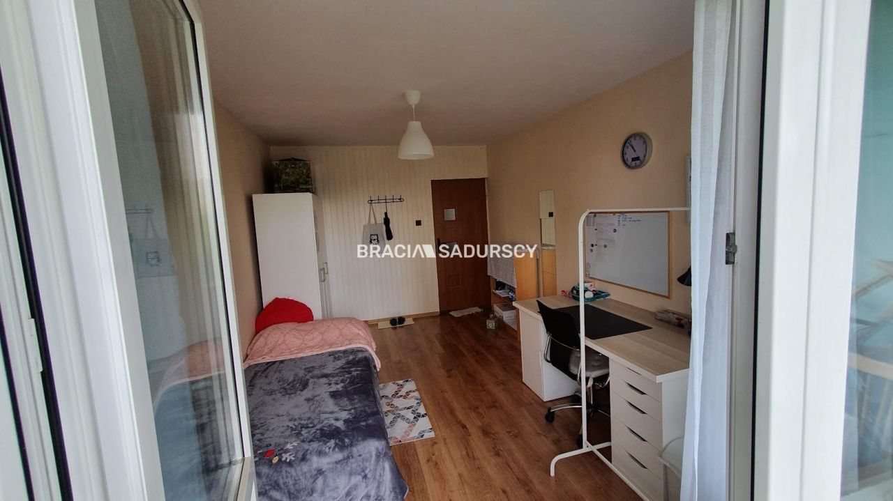 Mieszkanie 3-pokojowe Kraków, ul. Powstańców. Zdjęcie 9