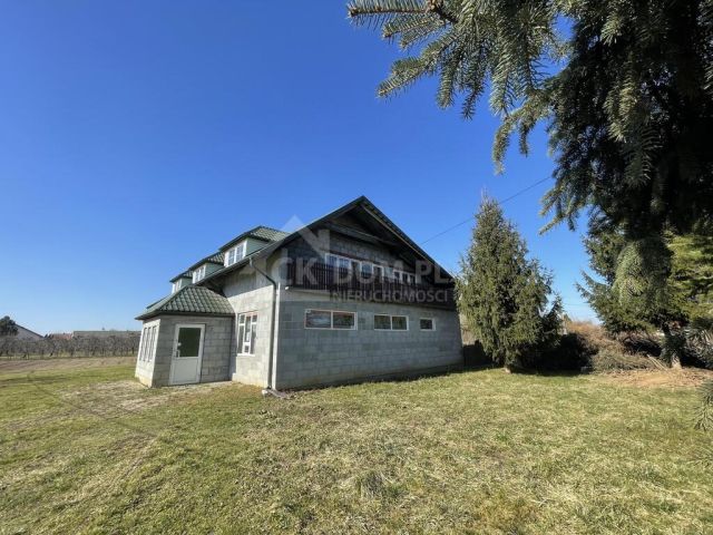 dom wolnostojący, 15 pokoi Bogoria Skotnicka. Zdjęcie 2