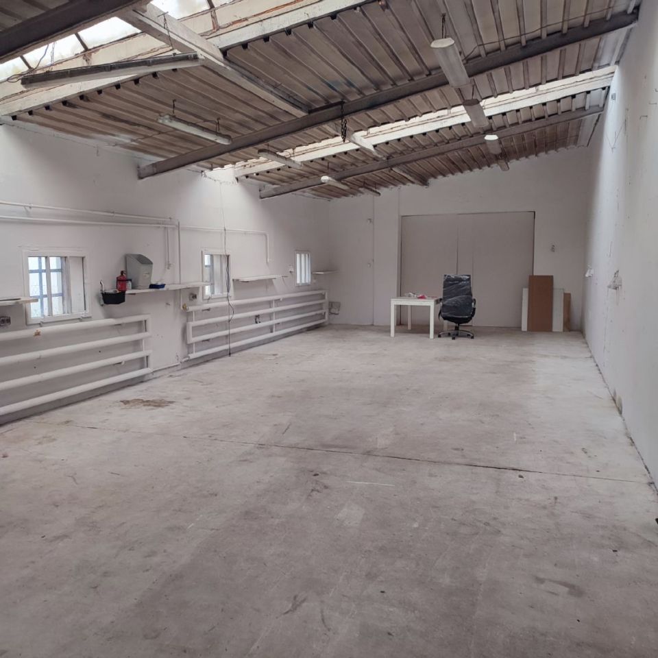 Hala/magazyn Żabia Wola. Zdjęcie 1