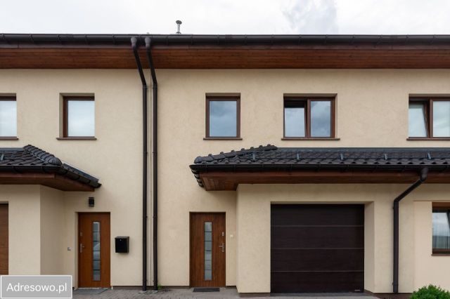 bliźniak, 4 pokoje Wrocław Lipa Piotrowska, ul. Bazyliowa. Zdjęcie 1