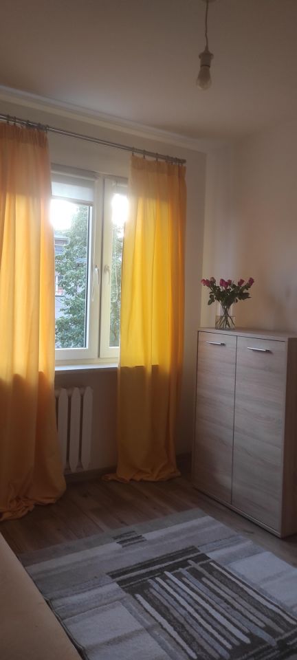 Mieszkanie na sprzedaż bez pośredników          
          
            Petofiego          
          
            Warszawa Bielany - Więcej