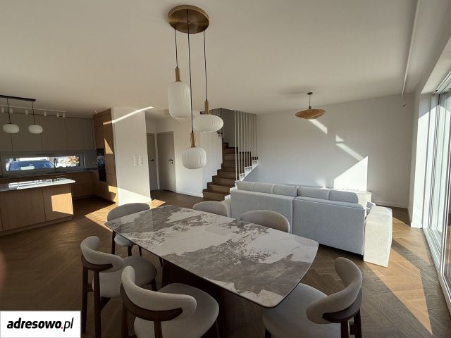 bliźniak, 5 pokoi Katowice Podlesie, ul. Rezedowa. Zdjęcie 1