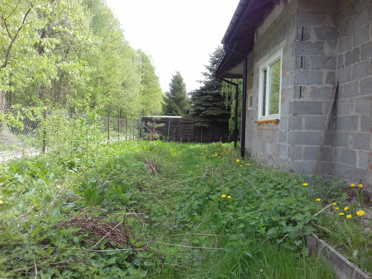 dom wolnostojący, 8 pokoi Dąbrówka-Strumiany, ul. Sosnowa. Zdjęcie 4