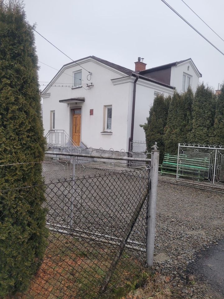 dom wolnostojący, 3 pokoje Kryg. Zdjęcie 1