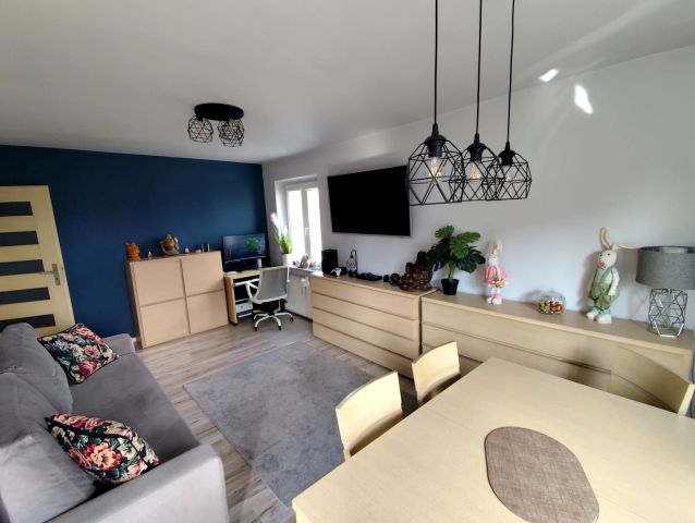 Mieszkanie 2-pokojowe Wałbrzych Biały Kamień, ul. Ludowa. Zdjęcie 1