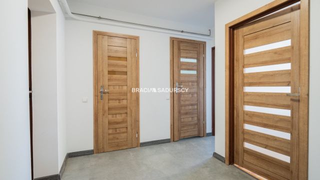 Mieszkanie 3-pokojowe Kraków Bieżanów, ul. ks. Piotra Ściegiennego. Zdjęcie 18