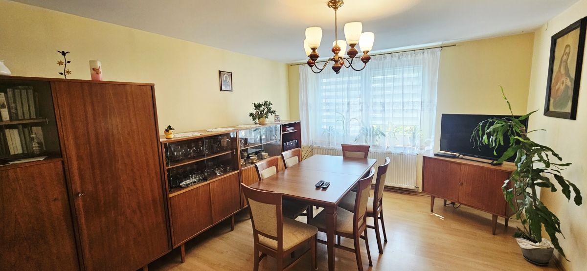 dom wolnostojący, 5 pokoi Mrozów. Zdjęcie 4