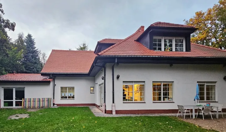 dom wolnostojący, 9 pokoi Wrocław Ołtaszyn, ul. Jarzynowa