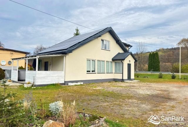 dom wolnostojący, 3 pokoje Baligród. Zdjęcie 3