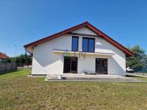 dom wolnostojący, 5 pokoi Chrząstawa Wielka