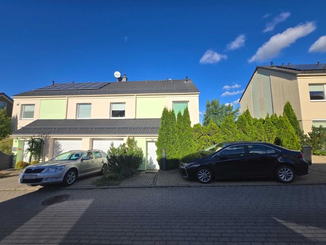 bliźniak, 4 pokoje Gdańsk Ujeścisko, ul. Elfów. Zdjęcie 1