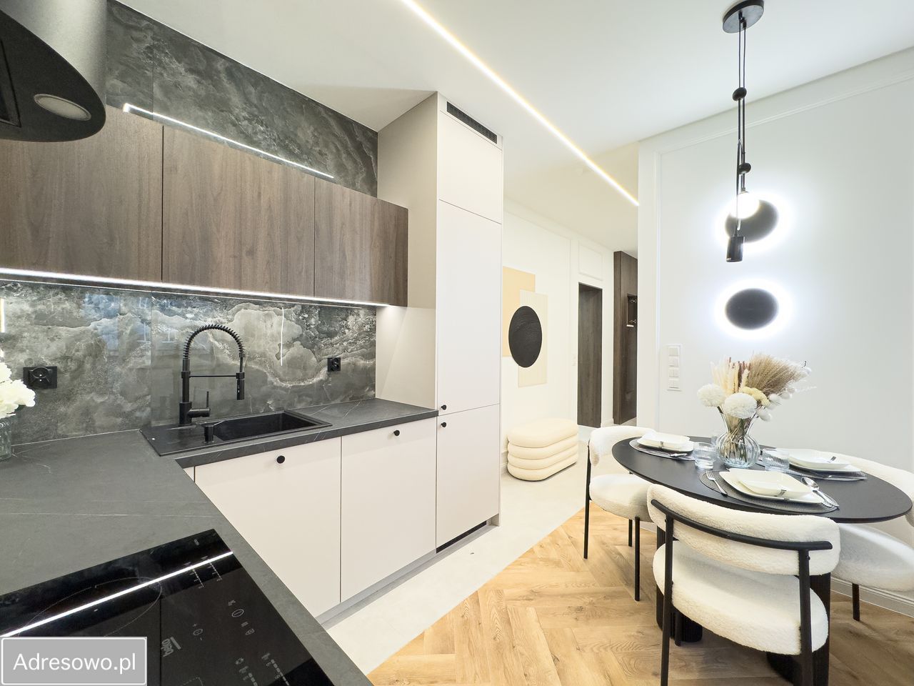 Mieszkanie 4-pokojowe Wrocław Stare Miasto, pl. Legionów. Zdjęcie 2